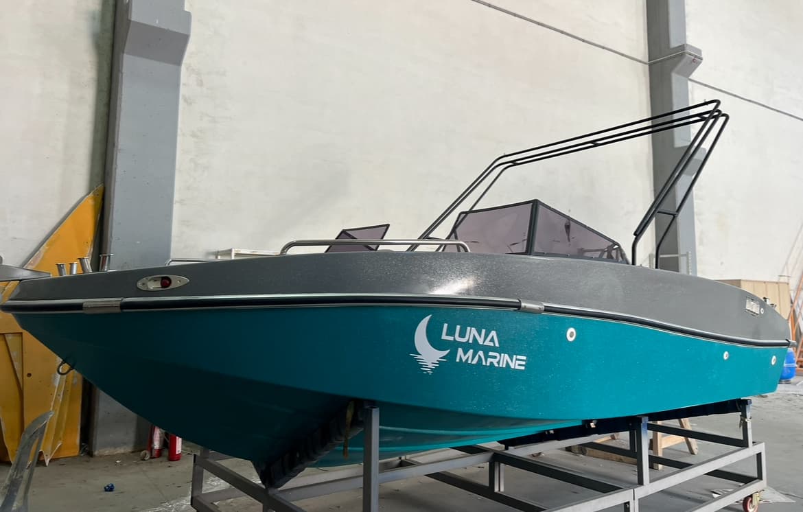 Luna 16 Luxury