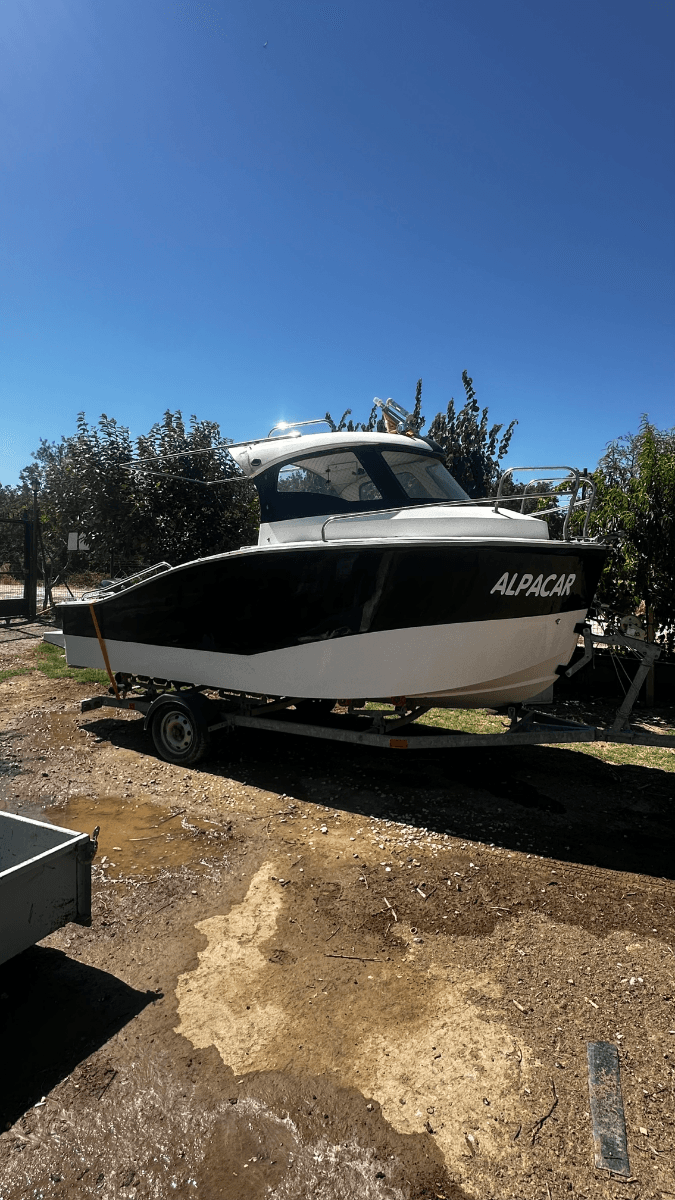 Mini Motoryat PilotHouse 16