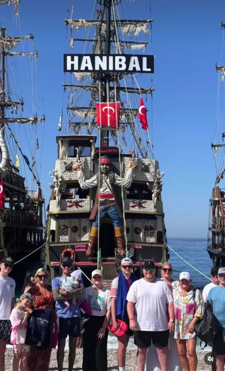 Captain Hanibal ile Ölüdeniz'de Unutulmaz Tekne Deneyimi
