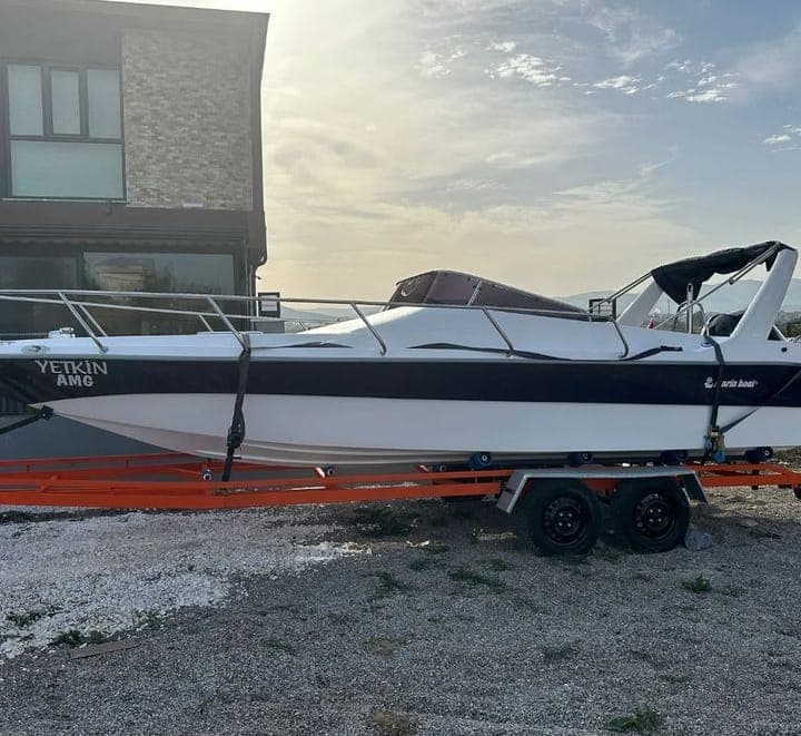 2023 Model Marin Boat Cabrio
