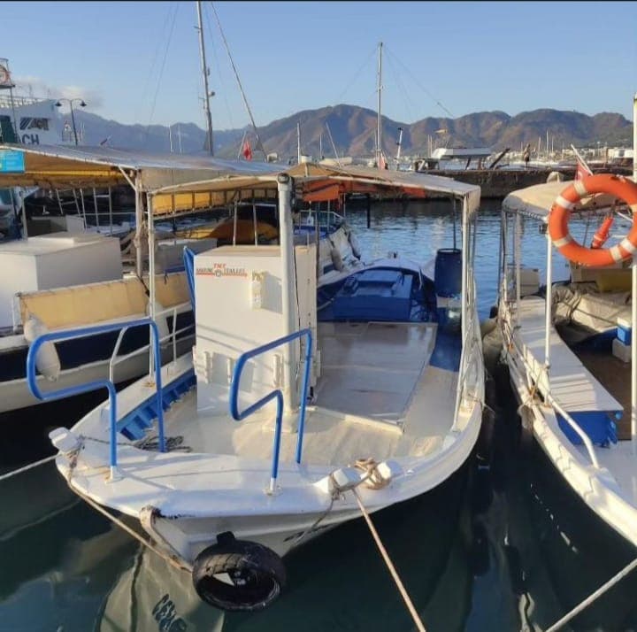 1985 Model Turistik Amaçlı Olta Balıkçılığı Teknesi