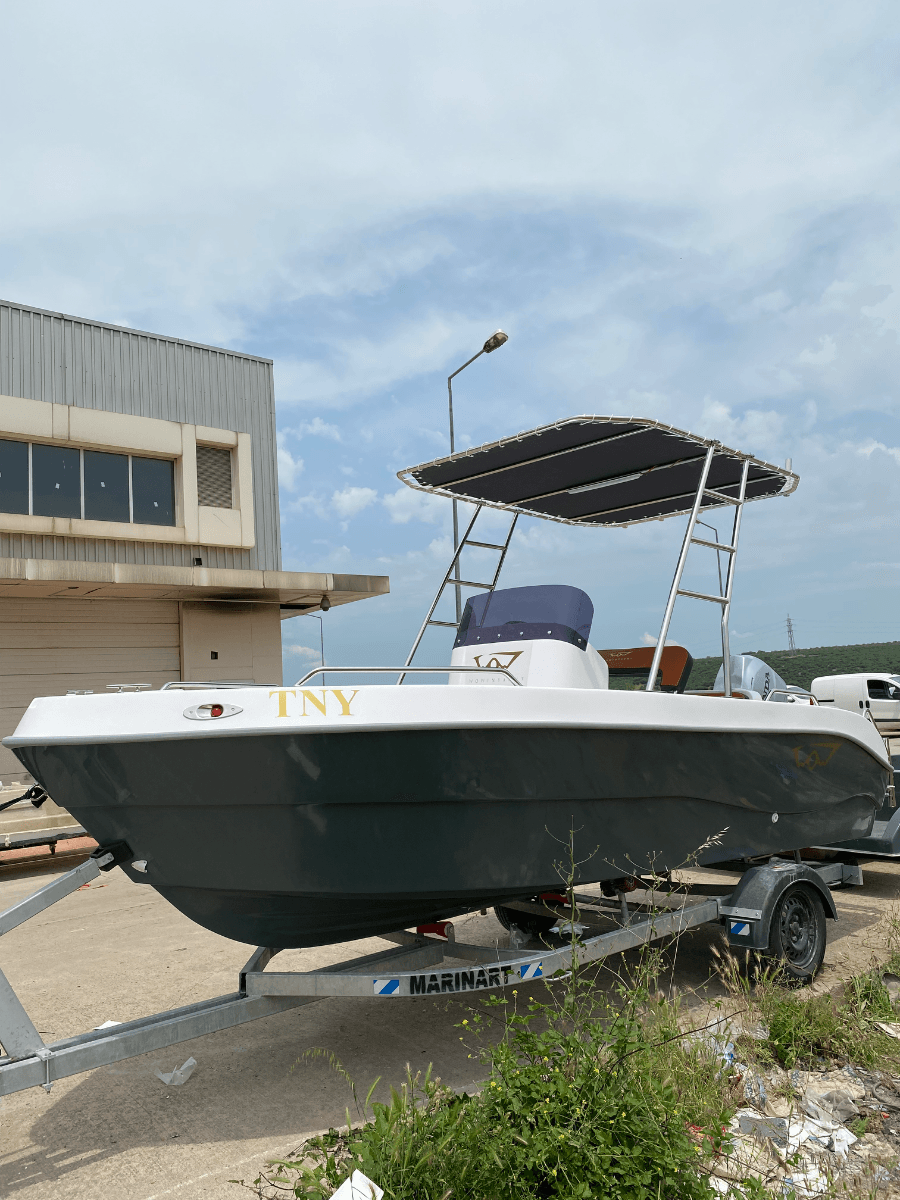 4.85 WOWINYACHT DİREKSİYONLU 50 HP HONDA MOTORLU SÜRAT TEKNESİ