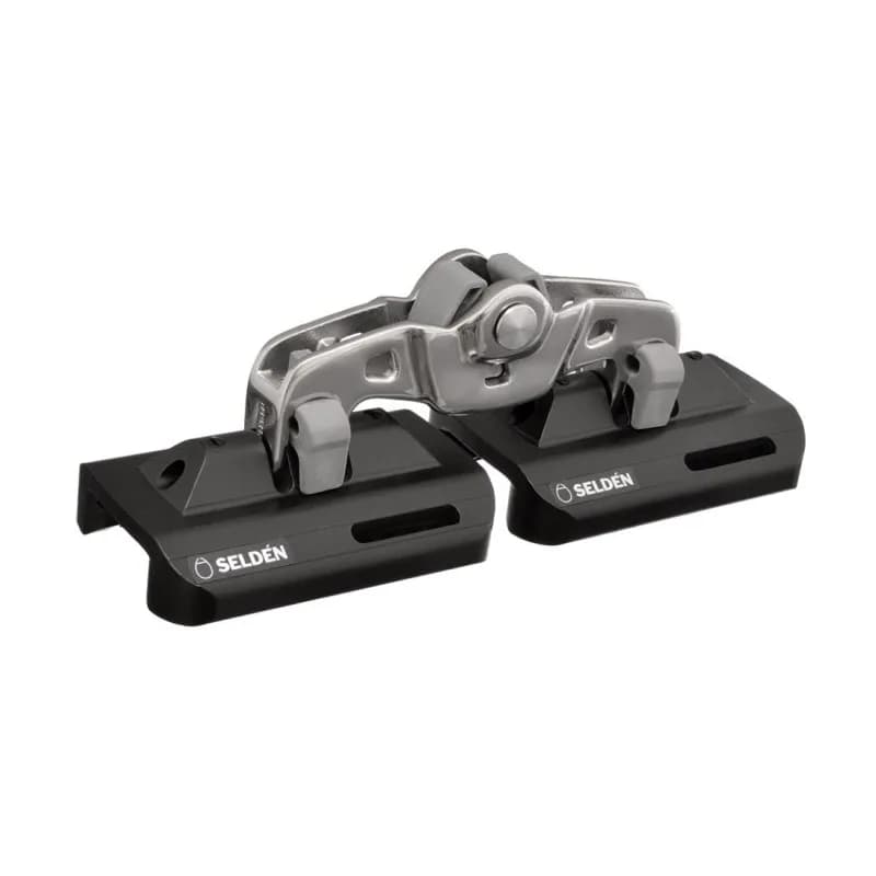SELF TACKING CAR DOUBLE, 30