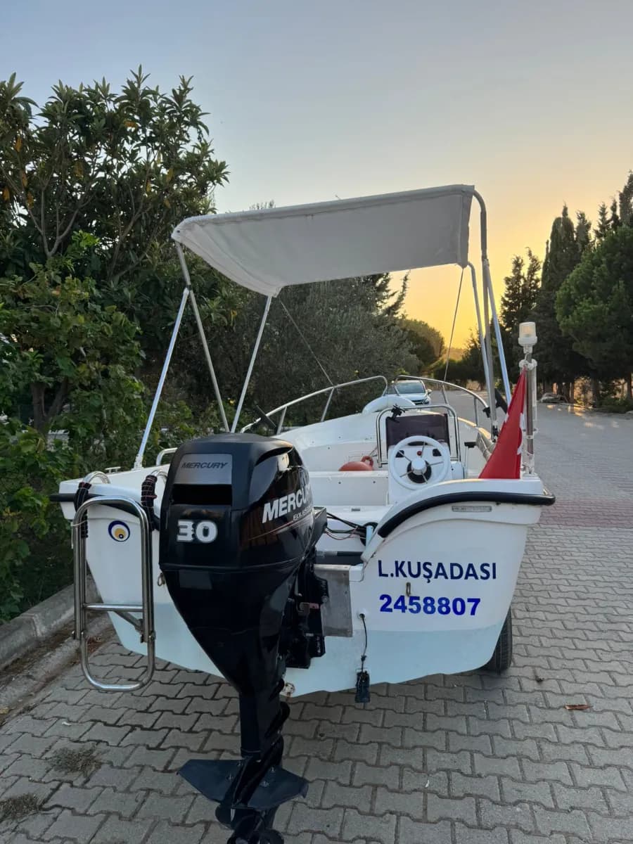 4.95M 30HP ÇOK AZ KULLANILMIŞ FIRSAT TEKNESİ