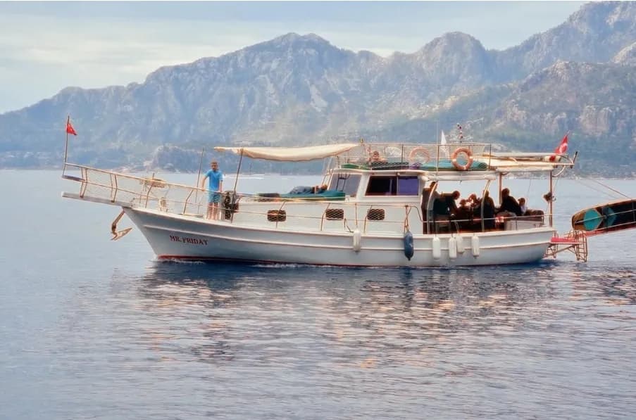 Mr.Friday Marmaris Günlük Özel Tur Teknesi