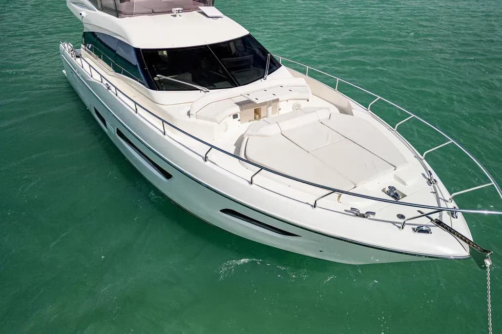 Ferretti Yachts 550 – 2018