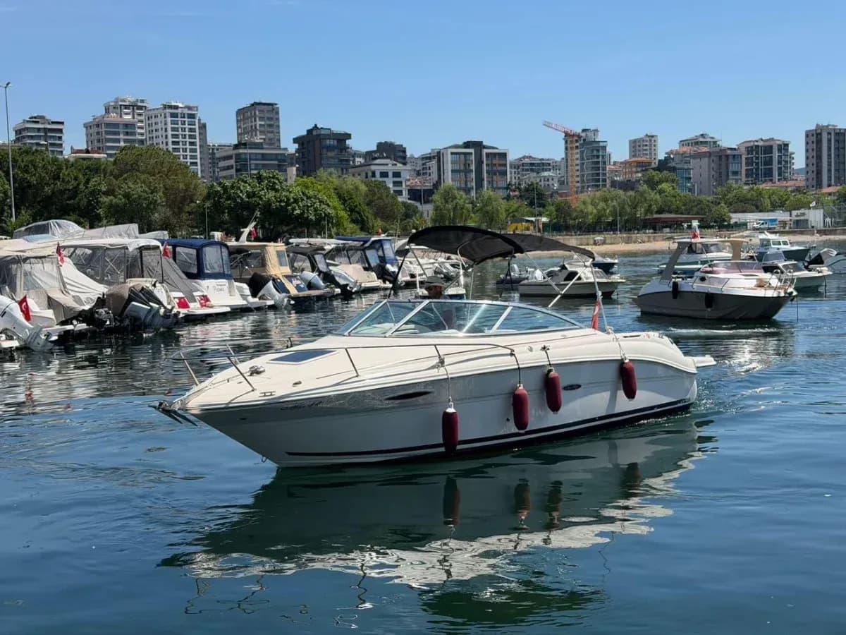 2005 Model SEARAY 215 WEEKENDER